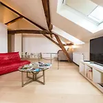 Apartment Mana Ohana - Luxe Et Authenticite A 2 Pas De La Place Ducale Avec Parking Prive Charleville-Mezieres