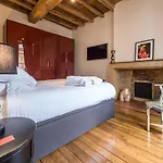公寓 Mana Ohana - Luxe Et Authenticite A 2 Pas De La Place Ducale Avec Parking Prive *
