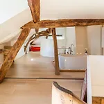 Mana Ohana - Luxe Et Authenticite A 2 Pas De La Place Ducale Avec Parking Prive 公寓