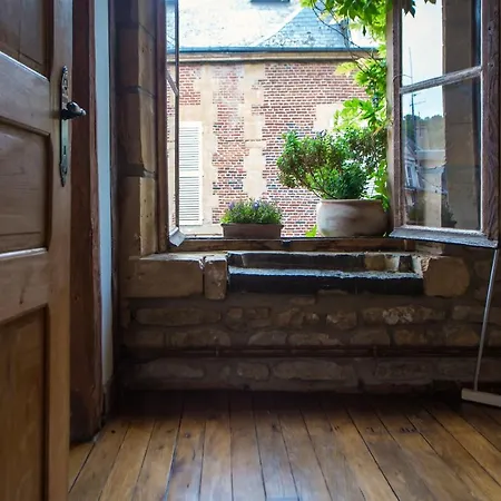 Mana Ohana - Luxe Et Authenticité à 2 Pas De La Place Ducale Avec Parking Privé * Charleville-Mézières