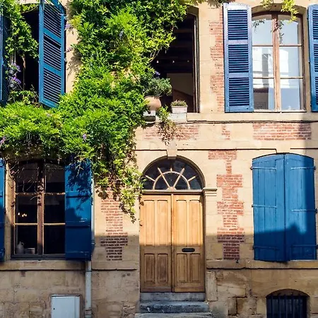 Mana Ohana - Luxe Et Authenticité à 2 Pas De La Place Ducale Avec Parking Privé * Charleville-Mézières