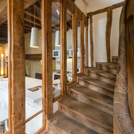 Mana Ohana - Luxe Et Authenticité à 2 Pas De La Place Ducale Avec Parking Privé Appartamento Charleville-Mézières