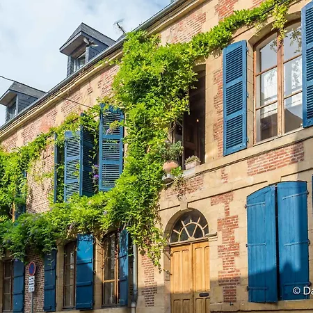 Mana Ohana - Luxe Et Authenticité à 2 Pas De La Place Ducale Avec Parking Privé Apartamento *